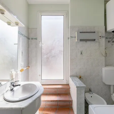 Bright With Balcony By Wonderful Italy Apartament *