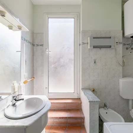 Bright With Balcony By Wonderful Italy Apartament Bolonia